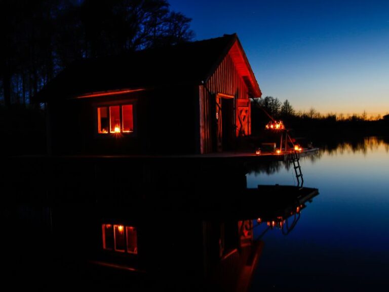 W jakiej odległości od jeziora możliwe jest wybudowanie domu letniskowego?